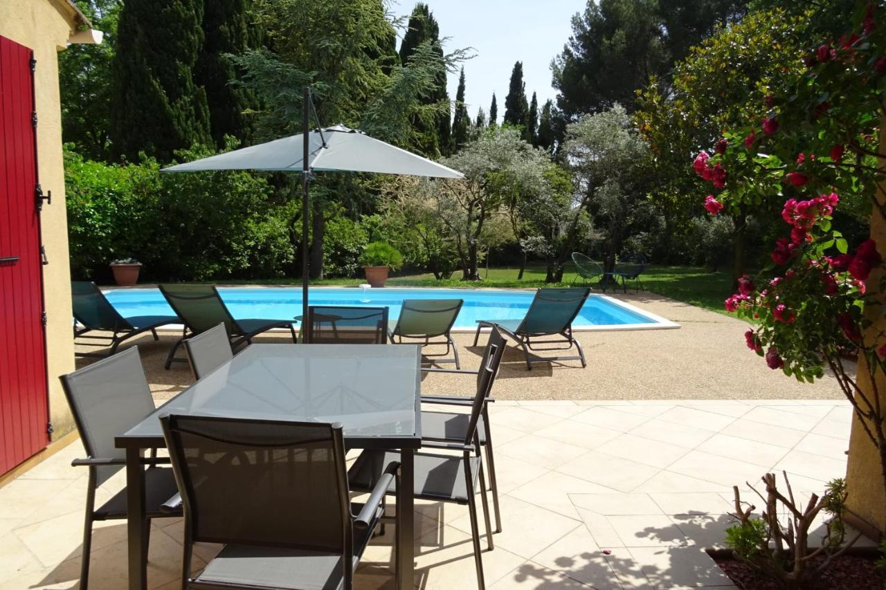 Villa La Mésange Bleue - piscine privée à LʼIsle-sur-la-Sorgue Extérieur photo